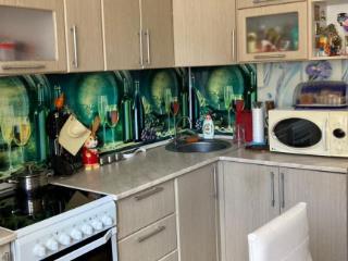 3-комн., 70 м², 1/1 этаж