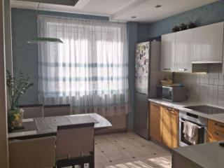 2-комн., 64 м², 10/18 этаж