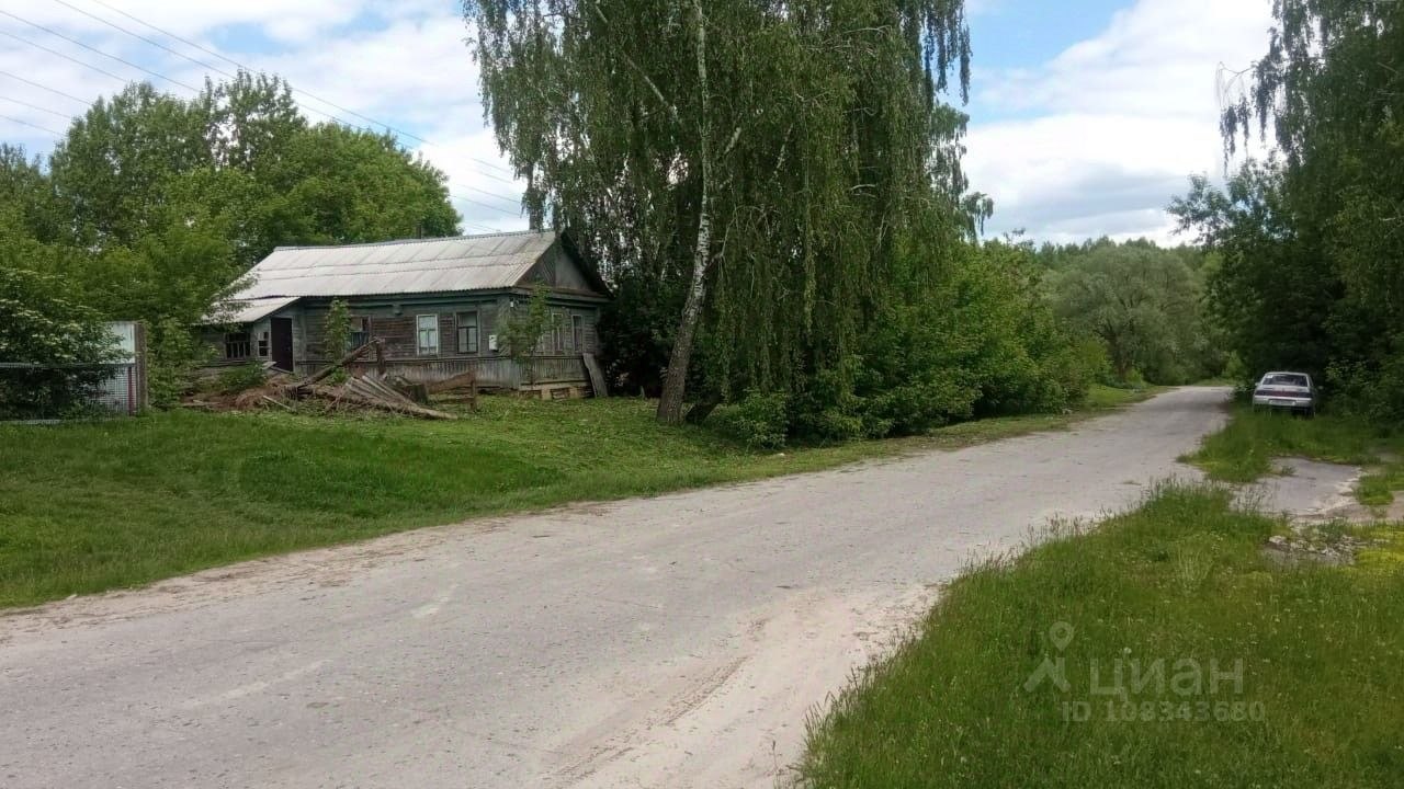 Купить дом в деревне Уже в Трубчевском районе в Брянской области — 4  объявления о продаже загородных домов на МирКвартир с ценами и фото