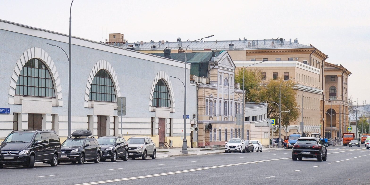 Первое кино, первый двухэтажный гараж, дом с грифонами и квартиры с  ремонтом и без в Каретном Ряду — Обзоры рынка недвижимости в  интернет-журнале МИР КВАРТИР