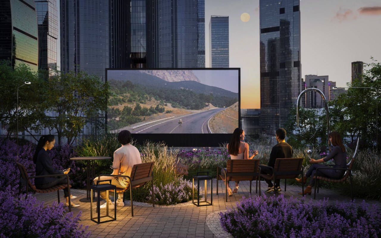 Во дворах можно будет смотреть кино. Фото: Дом Дау