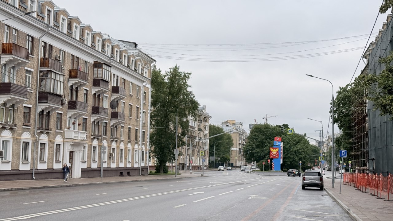 Новопесчаная улица идет от Ленинградского проспекта, от метро «Сокол», и до Новопесчаной площади. Фото: Мир Квартир 