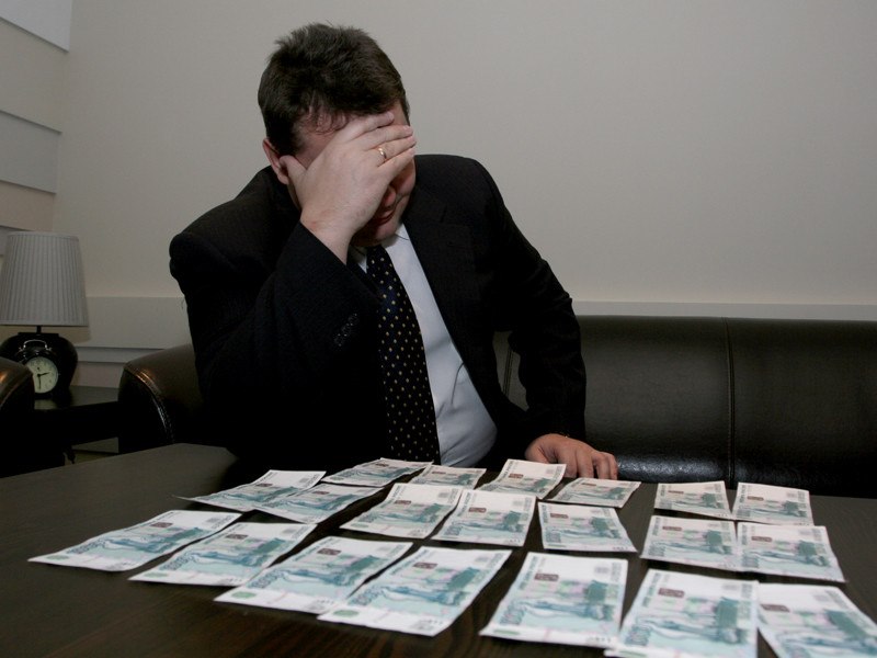 Тратить взятки становится все сложнее. Фото: news-kmv.ru