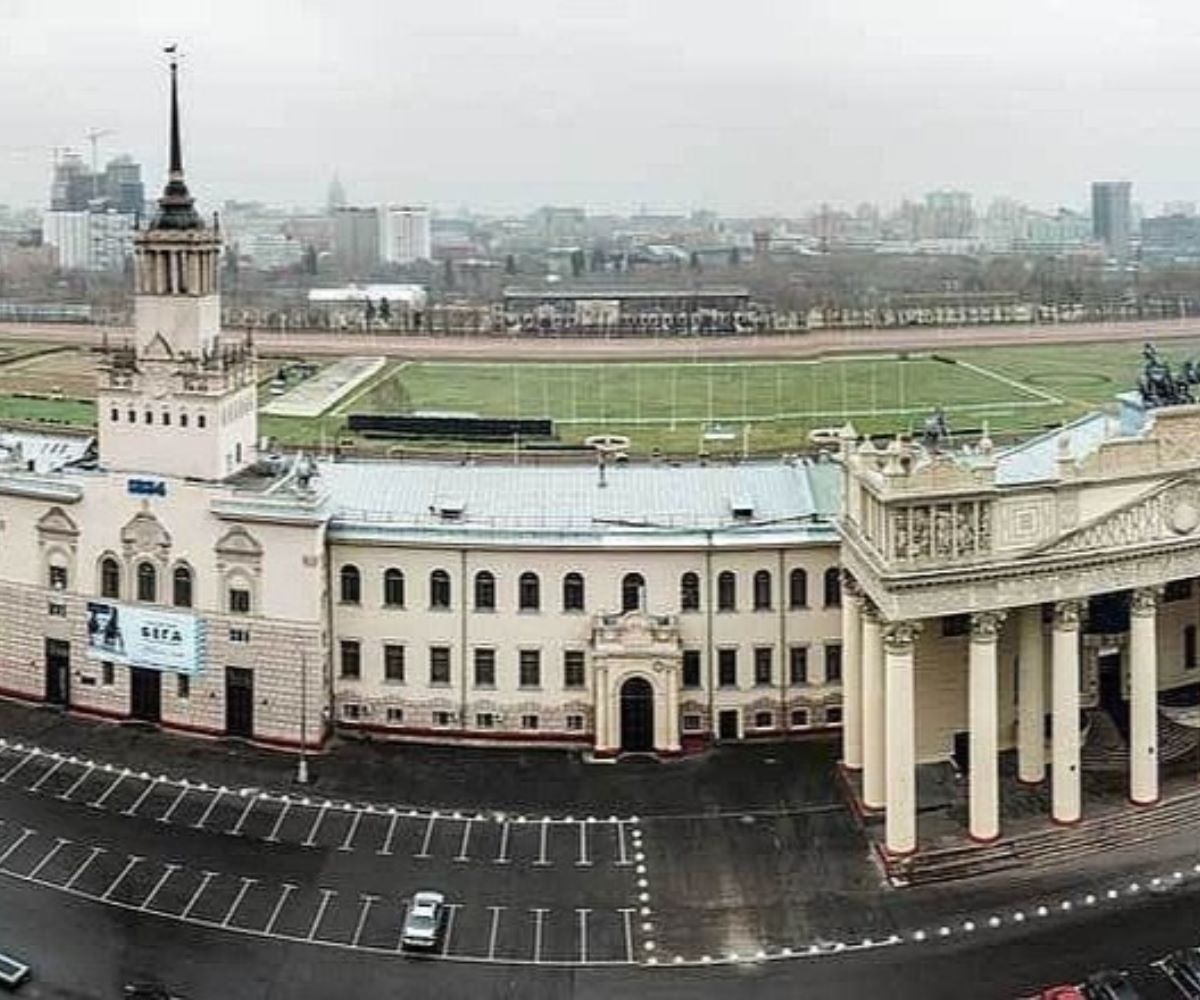 Беговая улица в Москве: лошади и воздушные шары, дома авиаторов и  художников и квартиры от 19 млн рублей — Обзоры рынка недвижимости в  интернет-журнале МИР КВАРТИР